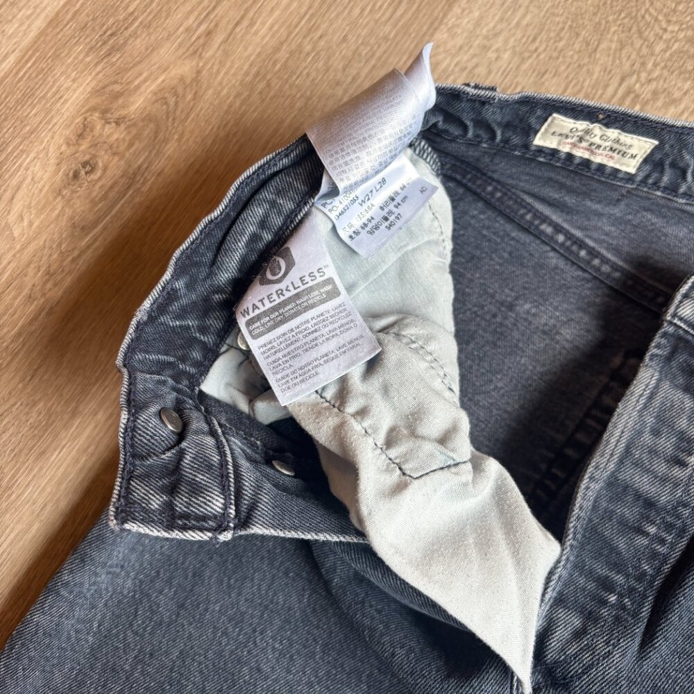 Levi's Women's 501 Original Mid Rise Straight Leg Jeans Dark Blue size 27x28 - Picture 10 of 13